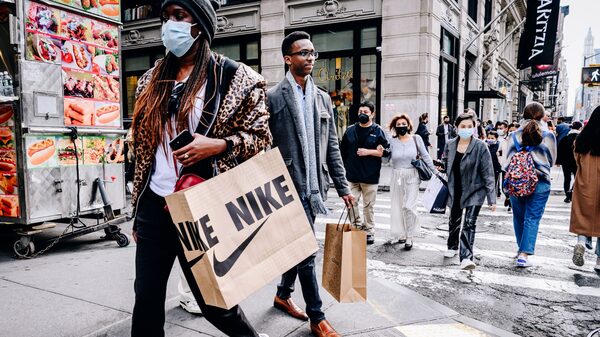 Nike acusa a Adidas de copiar diseños de zapatillas con material reciclado Nike acusa a Adidas de copiar diseños de zapatillas con material reciclado