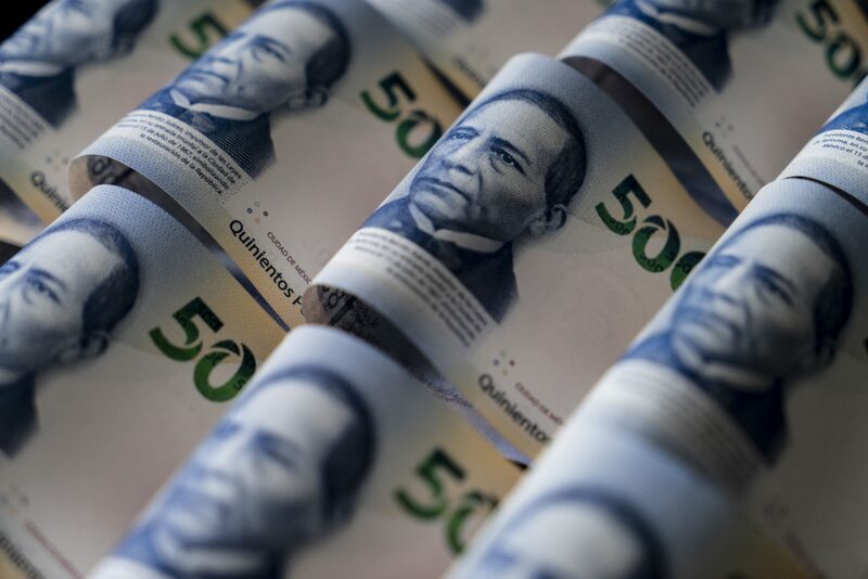 La Secretaría de Hacienda y Crédito Público entregará al Congreso el próximo 8 de septiembre el Paquete Económico 2024. La Secretaría de Hacienda y Crédito Público entregará al Congreso el próximo 8 de septiembre el Paquete Económico 2024.