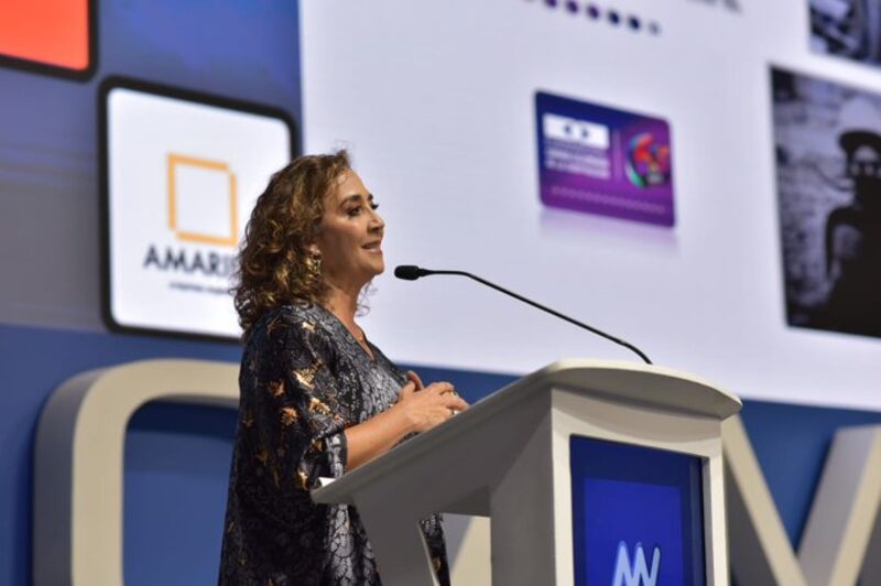 La ejecutiva es arquitecta de la Universidad Piloto de Colombia y cuenta con especializaciones en Arquitectura Urbana y en Montaje de Operaciones Públicas de la Escuela de Arquitectura de París. La ejecutiva es arquitecta de la Universidad Piloto de Colombia y cuenta con especializaciones en Arquitectura Urbana y en Montaje de Operaciones Públicas de la Escuela de Arquitectura de París.