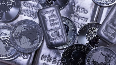 La plata alcanza un récord mientras crece la tensión entre EE.UU. y la UE por Groenlandia La plata alcanza un récord mientras crece la tensión entre EE.UU. y la UE por Groenlandia