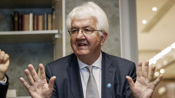 BCE debatirá alza de tasa en junio, probablemente la suba: Holzmann BCE debatirá alza de tasa en junio, probablemente la suba: Holzmann