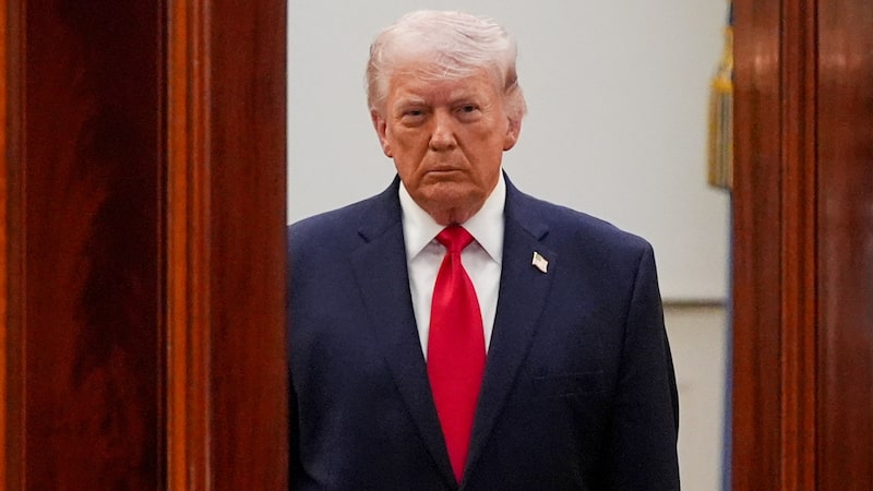 EE.UU. rescata a piloto desaparecido mientras Irán ataca los Estados árabes del Golfo EE.UU. rescata a piloto desaparecido mientras Irán ataca los Estados árabes del Golfo