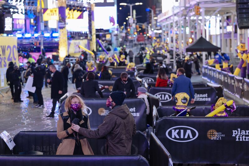 A Fox cancelou sua festa de Ano Novo que seria televisionada da Times Square A Fox cancelou sua festa de Ano Novo que seria televisionada da Times Square