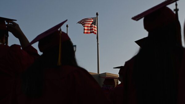 EE.UU. tendrá que condonar miles de millones de deuda estudiantil debido a muertes EE.UU. tendrá que condonar miles de millones de deuda estudiantil debido a muertes