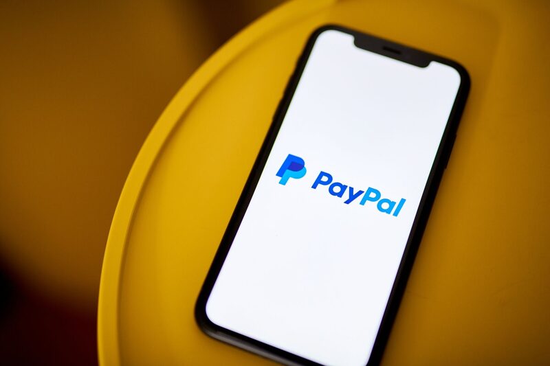 PayPal dijo que las ganancias por acción diluida aumentaron un 6% hasta los 99 céntimos. PayPal dijo que las ganancias por acción diluida aumentaron un 6% hasta los 99 céntimos.