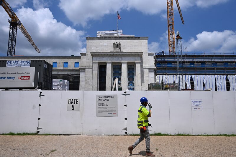 Trump Pushes Powell On Interest Rates During Tour Of Fed Trump Pushes Powell On Interest Rates During Tour Of Fed