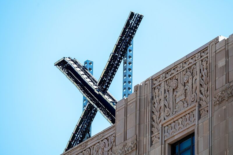 Musk declara que la "X" enviada por los fans es el nuevo logotipo de Twitter en un cambio brusco Musk declara que la "X" enviada por los fans es el nuevo logotipo de Twitter en un cambio brusco