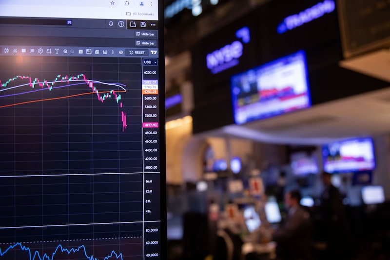 Una pantalla sobre el índice S&P 500 en EE.UU.
Fotógrafo: Michael Nagle/Bloomberg Una pantalla sobre el índice S&P 500 en EE.UU.
Fotógrafo: Michael Nagle/Bloomberg