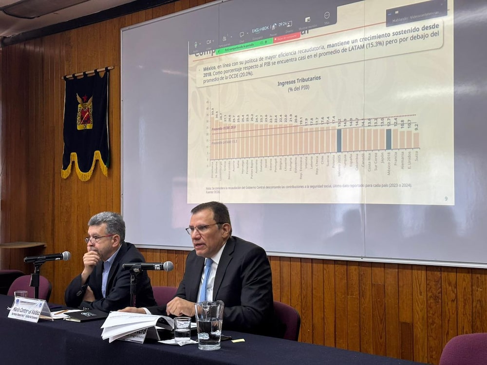 Carlos Lerma, subsecretario de Ingresos de la Secretaría de Hacienda, durante la Cátedra SHCP 2026 para dictar una ponencia sobre política fiscal, organizada por la Facultad de Economía de la UNAM, el 14 de mayo de 2026, Ciudad de México. Carlos Lerma, subsecretario de Ingresos de la Secretaría de Hacienda, durante la Cátedra SHCP 2026 para dictar una ponencia sobre política fiscal, organizada por la Facultad de Economía de la UNAM, el 14 de mayo de 2026, Ciudad de México.