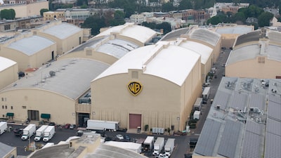 Nova disputa? Warner avalia reabrir negociações com a Paramount, dizem fontes Nova disputa? Warner avalia reabrir negociações com a Paramount, dizem fontes