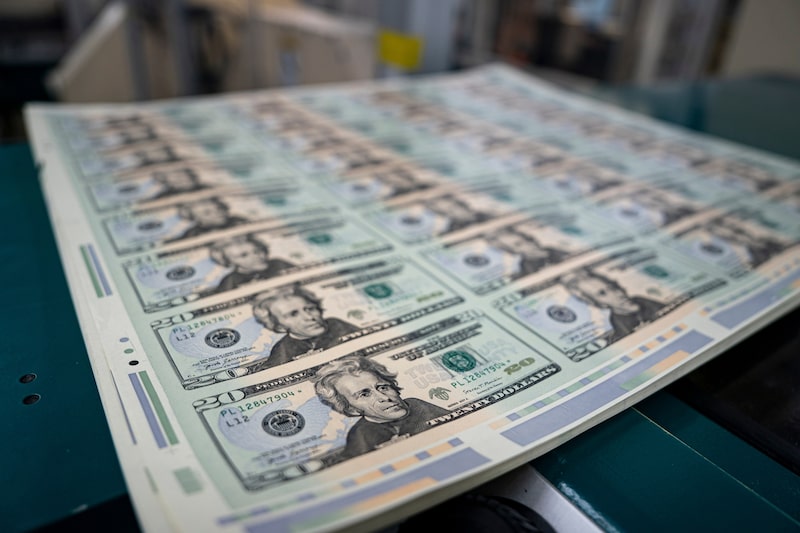 Una serie de billetes de 20 dólares tras su impresión en la Oficina de Grabado e Impresión de Estados Unidos, en Washington. Foto: Al Drago/Bloomberg Una serie de billetes de 20 dólares tras su impresión en la Oficina de Grabado e Impresión de Estados Unidos, en Washington. Foto: Al Drago/Bloomberg