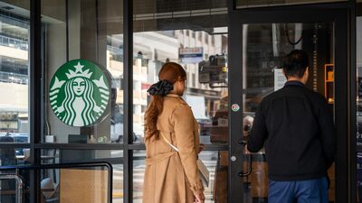 Starbucks vuelve a crecer gracias a sus fuertes ventas internacionales Starbucks vuelve a crecer gracias a sus fuertes ventas internacionales