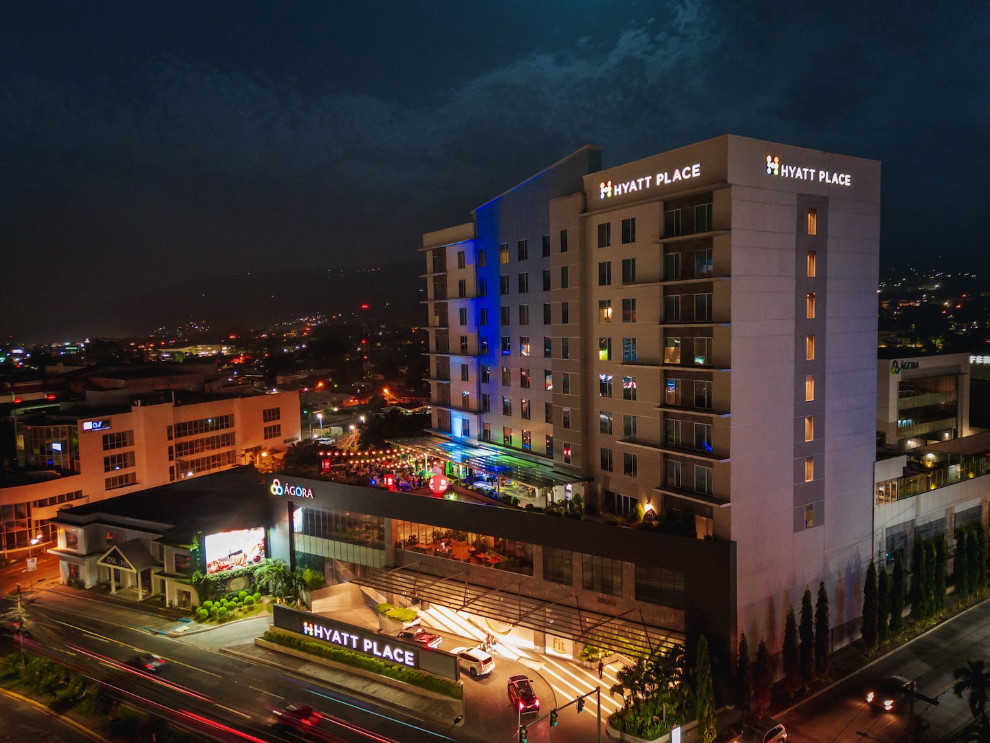 Hyatt Place San Pedro Sula, en Honduras. Hyatt Place San Pedro Sula, en Honduras.