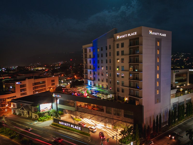 Hyatt Place San Pedro Sula, en Honduras. Hyatt Place San Pedro Sula, en Honduras.