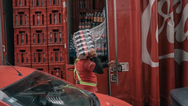 Coca-Cola repunta; consumidores están dispuestos a pagar más por sus productos Coca-Cola repunta; consumidores están dispuestos a pagar más por sus productos