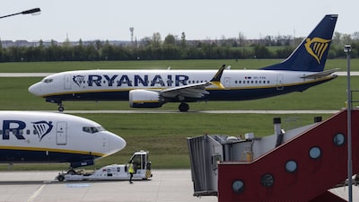 Ryanair alerta sobre mayores gastos por combustible, salarios y mantenimiento Ryanair alerta sobre mayores gastos por combustible, salarios y mantenimiento