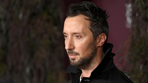 Anthony Vaccarello deja la dirección creativa de Yves Saint Laurent tras una década Anthony Vaccarello deja la dirección creativa de Yves Saint Laurent tras una década