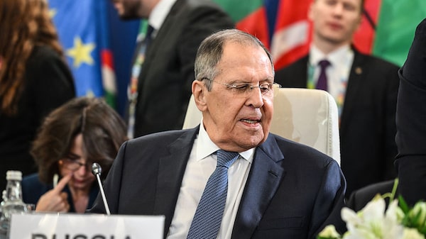 Trump y Zelenski se reúnen mientras Rusia acusa a Europa de “obstáculo para la paz” Trump y Zelenski se reúnen mientras Rusia acusa a Europa de “obstáculo para la paz”