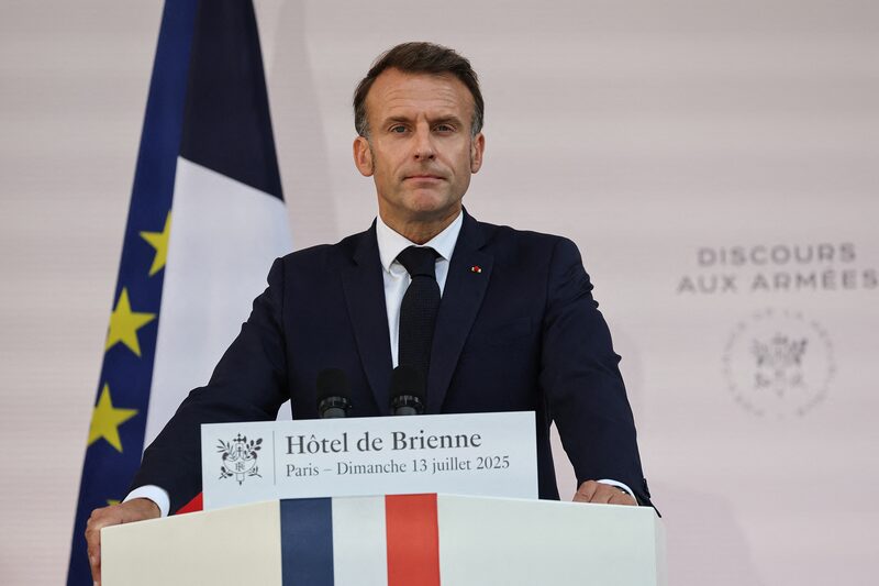 Presidente Macron aumenta el presupuesto de Defensa y dice que Europa está amenazada Presidente Macron aumenta el presupuesto de Defensa y dice que Europa está amenazada