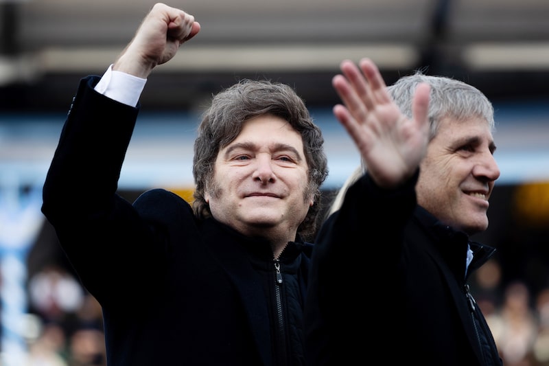 Por qué el mercado sigue mirando los dólares del programa económico. Por qué el mercado sigue mirando los dólares del programa económico.