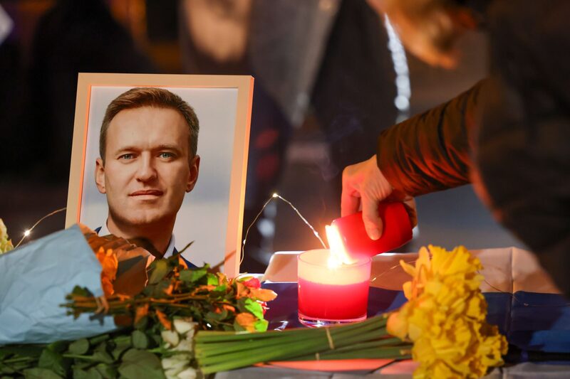 Alexey Navalny, activista encarcelado que desafió a Putin, muere a los 47 años Alexey Navalny, activista encarcelado que desafió a Putin, muere a los 47 años
