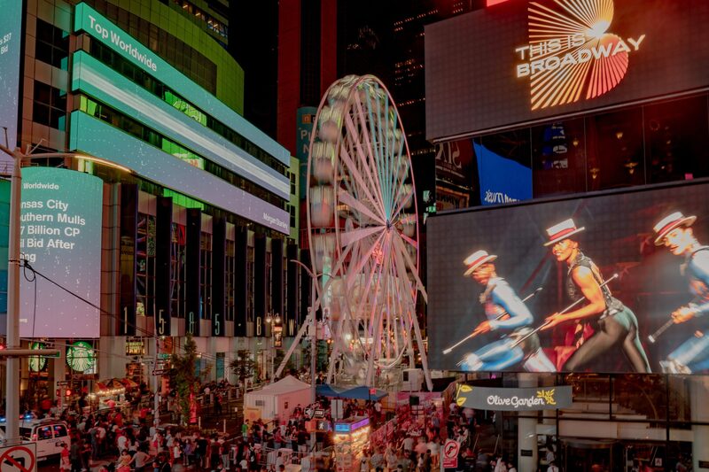 A Bloomberg News separou dez peças para você assistir nestas férias A Bloomberg News separou dez peças para você assistir nestas férias