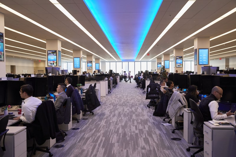 Empleados en la fotografía trabajaban en la sala de operaciones de la nueva sede de Citigroup Inc. en Nueva York, EE.UU. Empleados en la fotografía trabajaban en la sala de operaciones de la nueva sede de Citigroup Inc. en Nueva York, EE.UU.