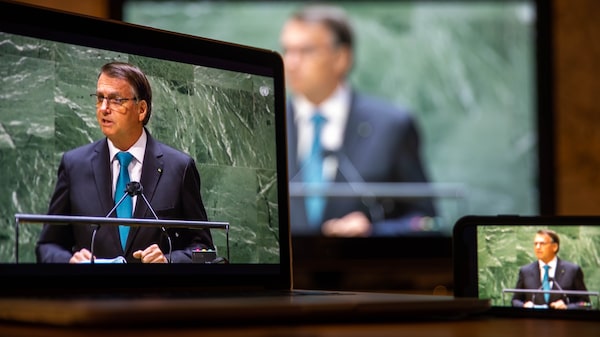 Abajo en las encuestas, Bolsonaro ignora los consejos de su propio equipo Abajo en las encuestas, Bolsonaro ignora los consejos de su propio equipo