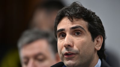 Galípolo alerta para aumento do endividamento com estímulo ao crédito e ao consumo Galípolo alerta para aumento do endividamento com estímulo ao crédito e ao consumo