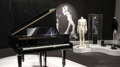 Subasta de Freddie Mercury supera estimaciones y alcanza los US$50,4 millones Subasta de Freddie Mercury supera estimaciones y alcanza los US$50,4 millones