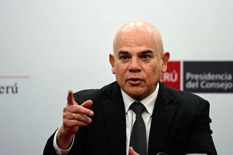 El primer ministro de Perú, Ernesto Álvarez, habla durante una rueda de prensa para los medios extranjeros en Lima el 12 de diciembre de 2025. El primer ministro de Perú, Ernesto Álvarez, habla durante una rueda de prensa para los medios extranjeros en Lima el 12 de diciembre de 2025.