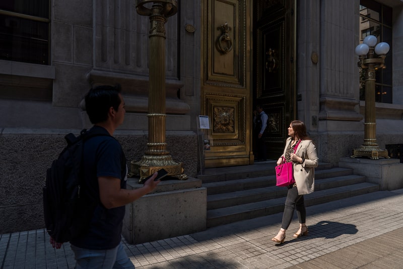 La Fed y la geopolítica eclipsan el efecto de Kast en el mercado de bonos chileno La Fed y la geopolítica eclipsan el efecto de Kast en el mercado de bonos chileno