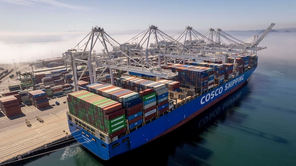 Cosco, naviera estatal china, suspende servicios en puerto clave del Canal de Panamá Cosco, naviera estatal china, suspende servicios en puerto clave del Canal de Panamá