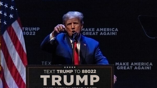 Donald Trump dice que espera ser detenido este martes Donald Trump dice que espera ser detenido este martes