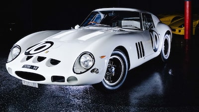 De pequeños, querían conducir un Ferrari, y ahora, ya pueden comprar uno De pequeños, querían conducir un Ferrari, y ahora, ya pueden comprar uno