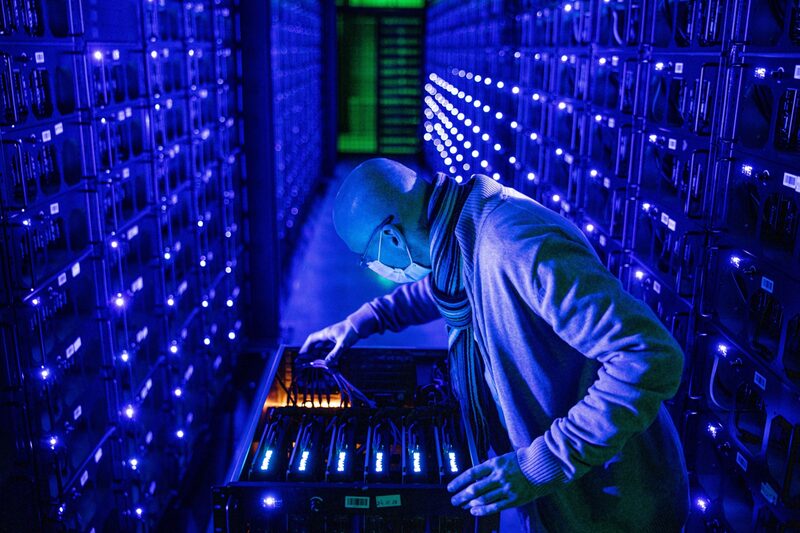 Software desatualizado causou a divisão no livro razão digital, popular para serviços financeiros baseados em blockchain e transações de colecionáveis online Software desatualizado causou a divisão no livro razão digital, popular para serviços financeiros baseados em blockchain e transações de colecionáveis online