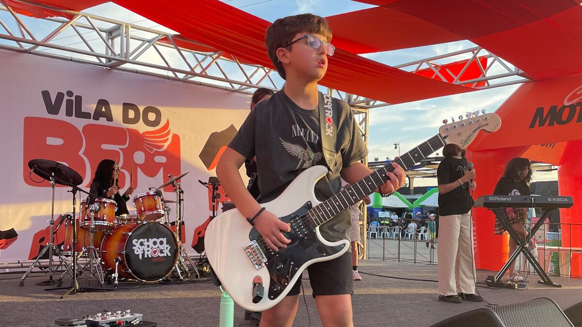 Shows são atrativo central na proposta de valor da School of Rock (Foto: Divulgação com autorização dos pais das crianças)