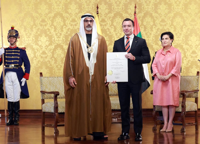 Ecuador y EAU firman acuerdo económico mientras aumenta tensión en el Medio Oriente. Ecuador y EAU firman acuerdo económico mientras aumenta tensión en el Medio Oriente.