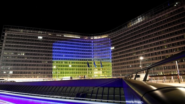 Estados miembros de UE están listos para respaldar candidatura de Ucrania Estados miembros de UE están listos para respaldar candidatura de Ucrania