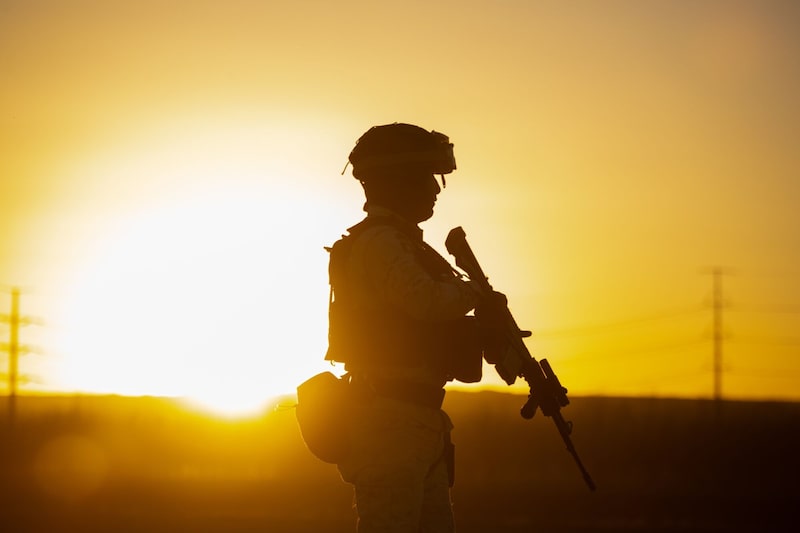 Miembros de la Guardia Nacional de Texas realizan inspecciones en el río Grande, a lo largo de la frontera entre Estados Unidos y México. Miembros de la Guardia Nacional de Texas realizan inspecciones en el río Grande, a lo largo de la frontera entre Estados Unidos y México.