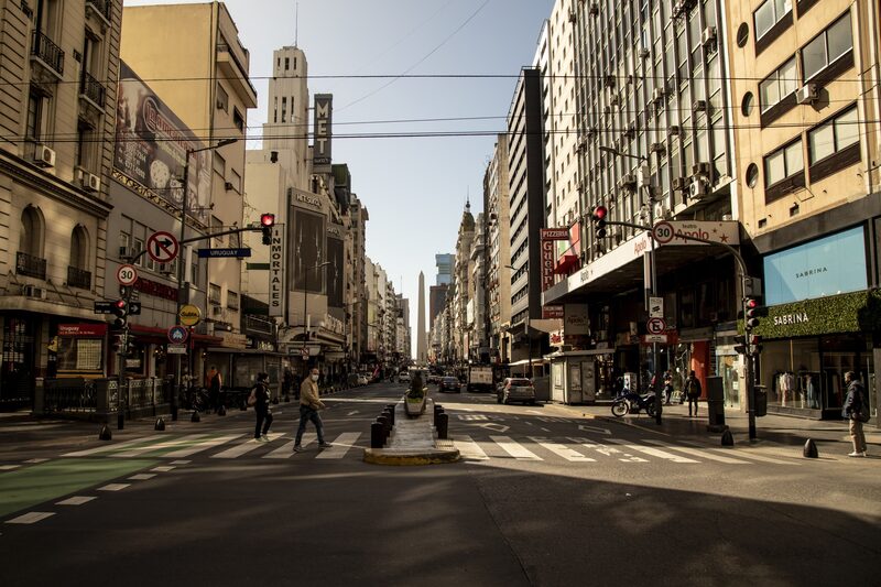 O gigante de Wall Street assinou um contrato de arrendamento de longo prazo para alugar 20 andares em um campus de dois prédios no bairro de Núñez, em Buenos Aires, que está em construção e deverá ser entregue em 2026 e 2027 O gigante de Wall Street assinou um contrato de arrendamento de longo prazo para alugar 20 andares em um campus de dois prédios no bairro de Núñez, em Buenos Aires, que está em construção e deverá ser entregue em 2026 e 2027