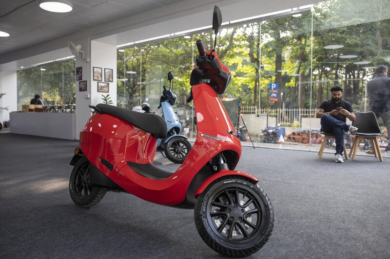 A Ola Electric Mobility Ltd é a maior fabricante de scooters elétricas da Índia e tem apoio do SoftBank A Ola Electric Mobility Ltd é a maior fabricante de scooters elétricas da Índia e tem apoio do SoftBank