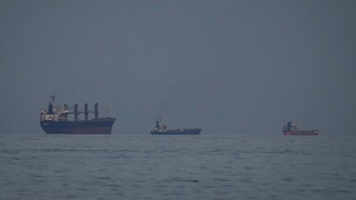 Irán dice que los barcos iraquíes pueden utilizar el estrecho de Ormuz Irán dice que los barcos iraquíes pueden utilizar el estrecho de Ormuz