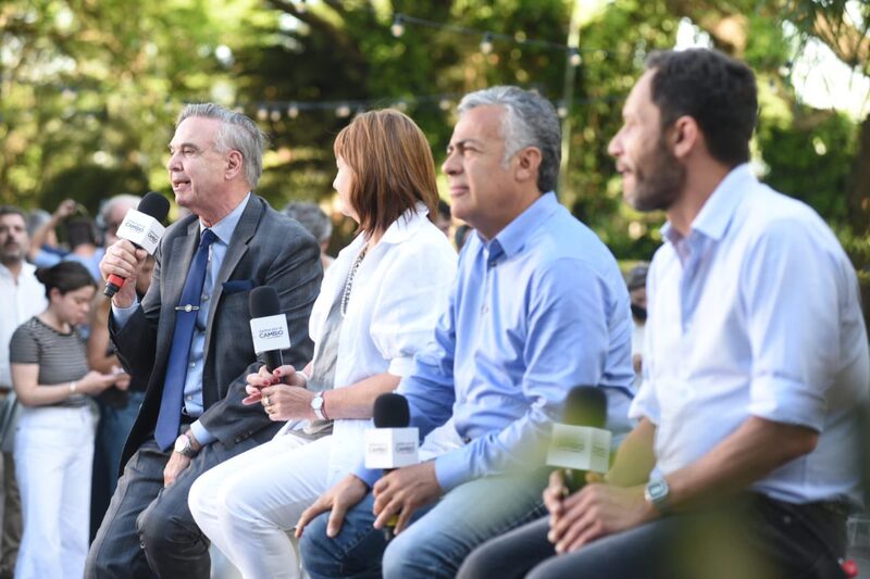 El dirigente peronista participó del encuentro de la mesa nacional del principal espacio opositor. El dirigente peronista participó del encuentro de la mesa nacional del principal espacio opositor.