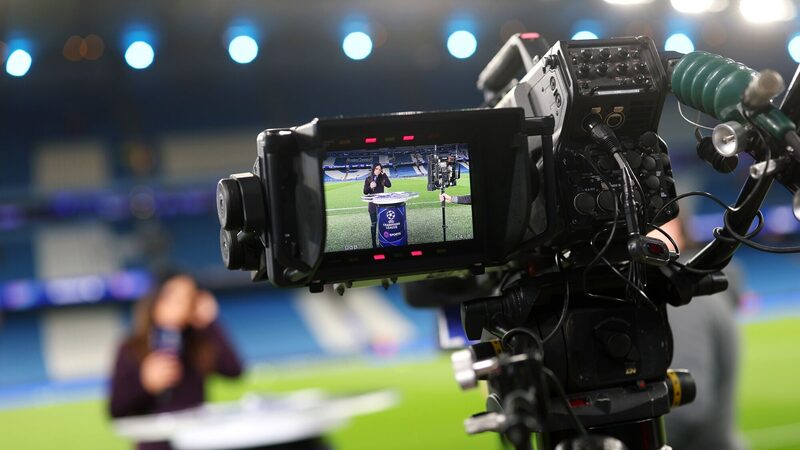 UEFA reformula venda de direitos da Champions League para atrair gigantes do streaming UEFA reformula venda de direitos da Champions League para atrair gigantes do streaming