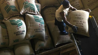 Aranceles de Trump al café brasileño tuvieron un impacto de US$441 millones en 2025 Aranceles de Trump al café brasileño tuvieron un impacto de US$441 millones en 2025