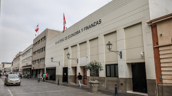 Hackean cuenta del Ministerio de Economía de Perú para promocionar una criptomoneda Hackean cuenta del Ministerio de Economía de Perú para promocionar una criptomoneda