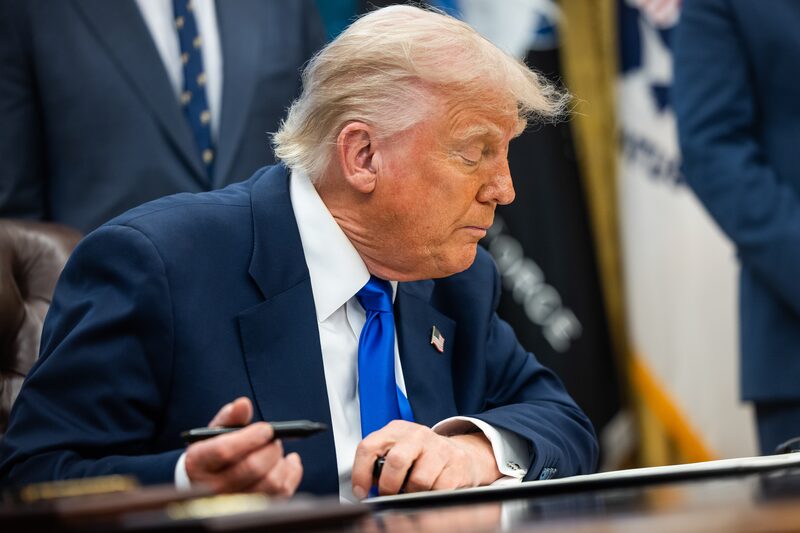 Congresso americano busca US$ 25 bilhões para começar a trabalhar no sistema Congresso americano busca US$ 25 bilhões para começar a trabalhar no sistema