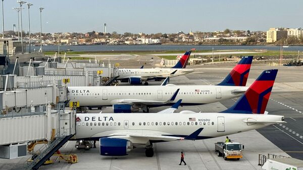 Dos jets regionales de Delta colisionan a baja velocidad en LaGuardia sin dejar heridos Dos jets regionales de Delta colisionan a baja velocidad en LaGuardia sin dejar heridos