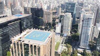 Advent capta US$ 30 bilhões e amplia munição para negócios no Brasil após eleição Advent capta US$ 30 bilhões e amplia munição para negócios no Brasil após eleição
